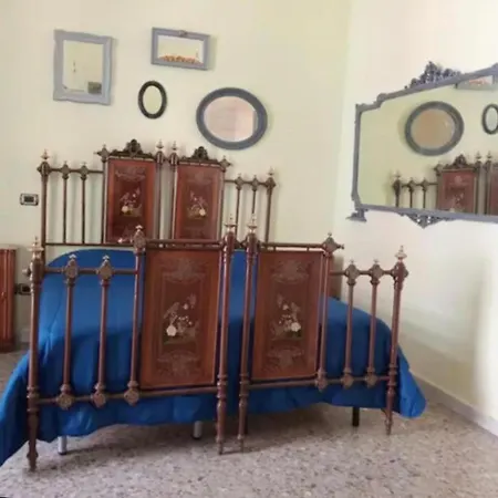 Mezzanino Con Patio E Archi A Vela * 巴里