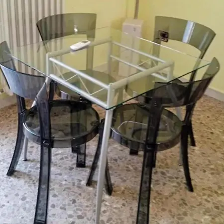 Mezzanino Con Patio E Archi A Vela 巴里