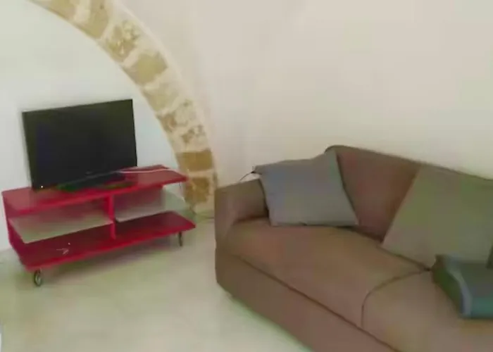 Mezzanino Con Patio E Archi A Vela Appartamento Bari
