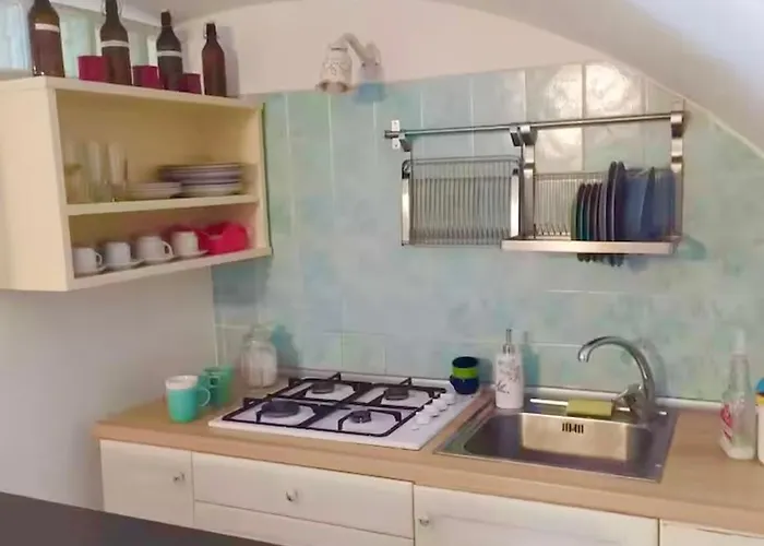 Mezzanino Con Patio E Archi A Vela Appartamento Bari